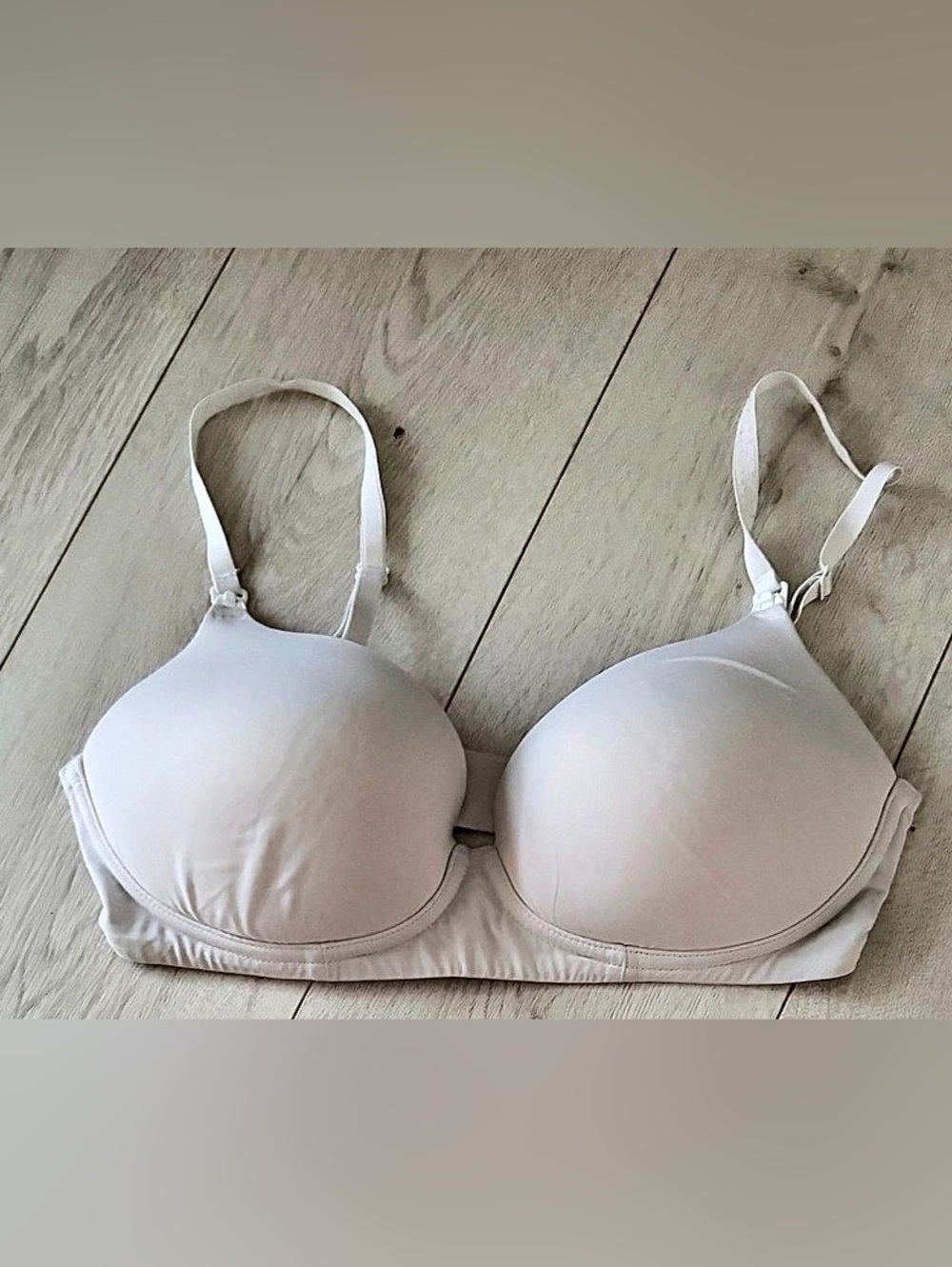 GapBody Maternity Bra in White Size Medium